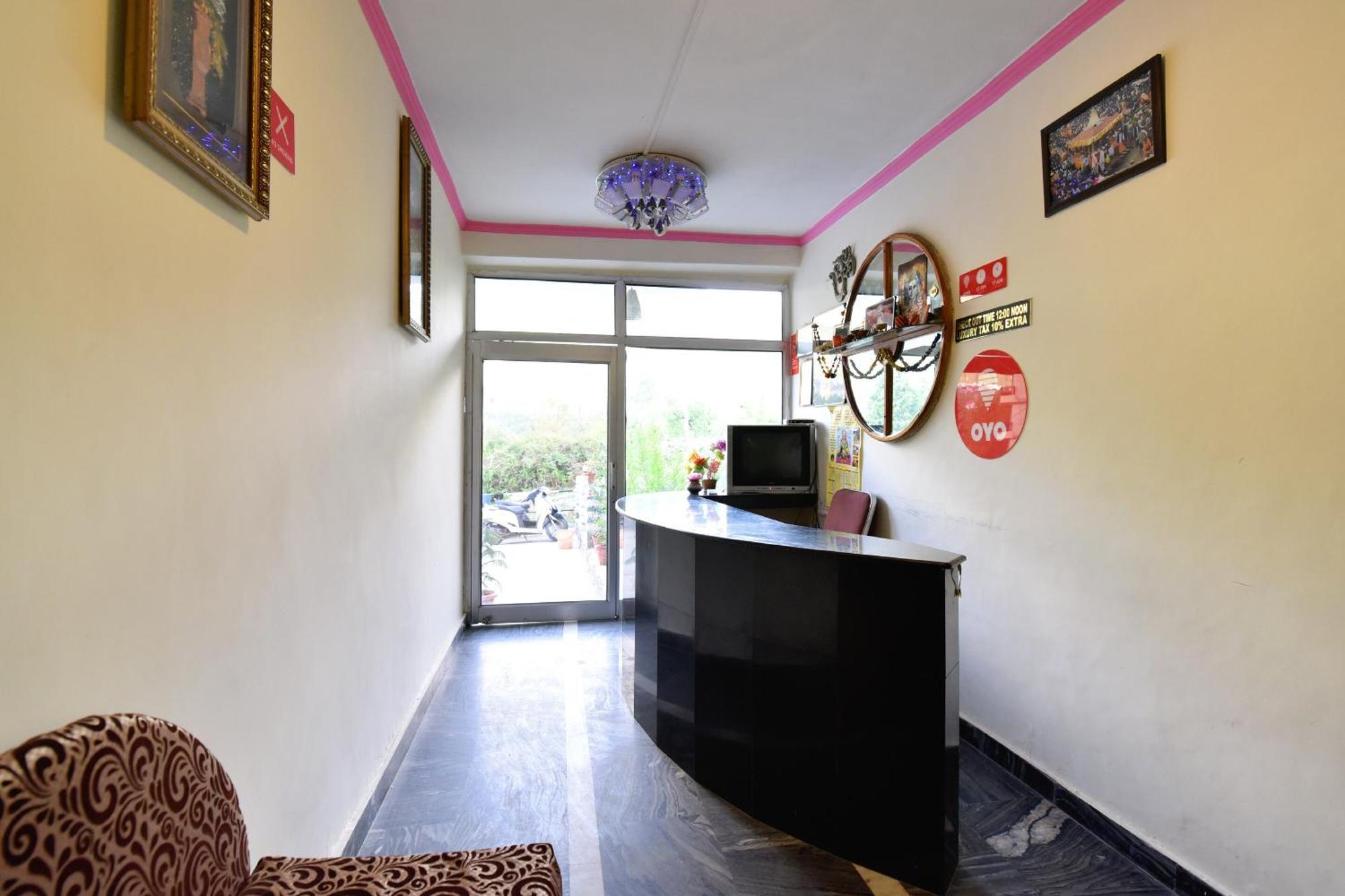 Oyo Hill View Hotel Manali  Bagian luar foto